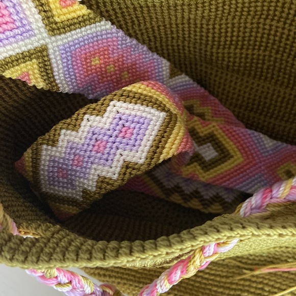 Handmade bucket bags: green, coral, black - Picture 2 of 3